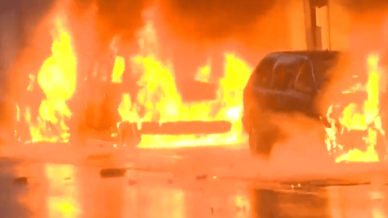 ONE DEAD AFTER CAR CATCHES FIRE ON I-85 IN CHARLOTTE - Charlotte Alerts